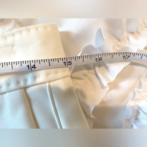 NWT Marcella white cropped pants - Beautifully made! Size 8 - Picture 8 of 14